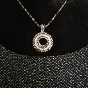 HANDMADE Gorgeous Pendant Necklace!!